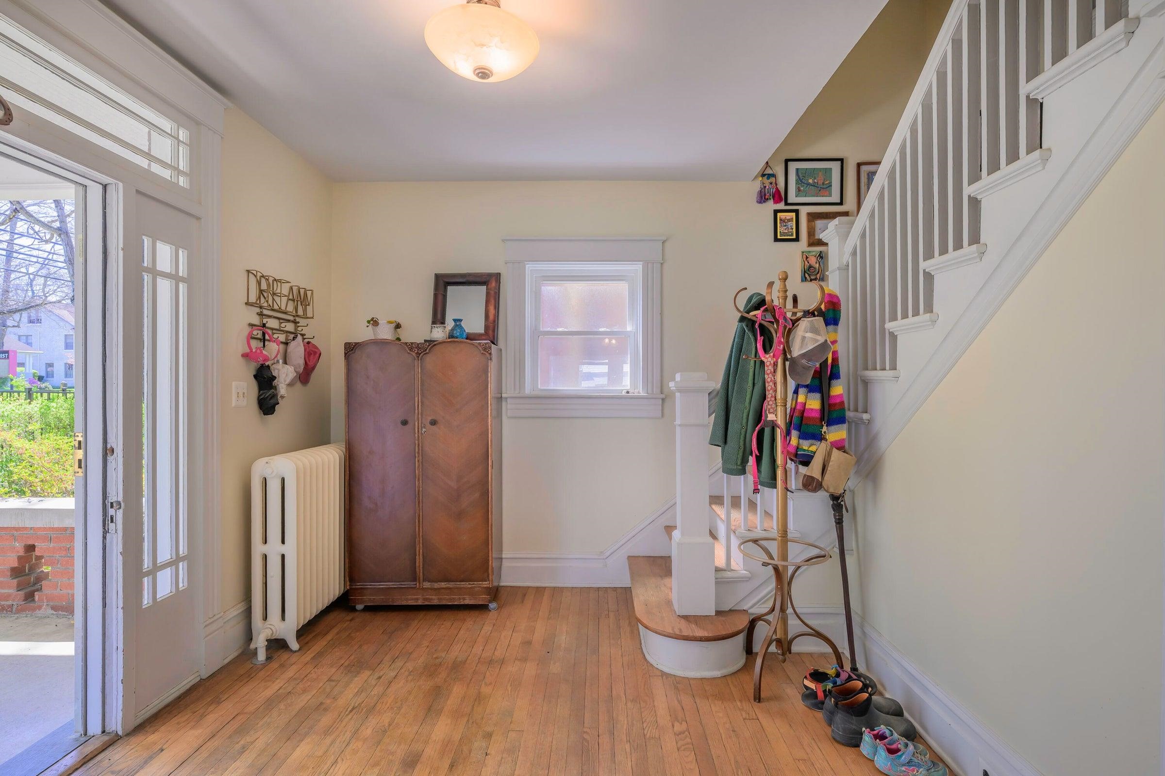 521 S MAIN ST