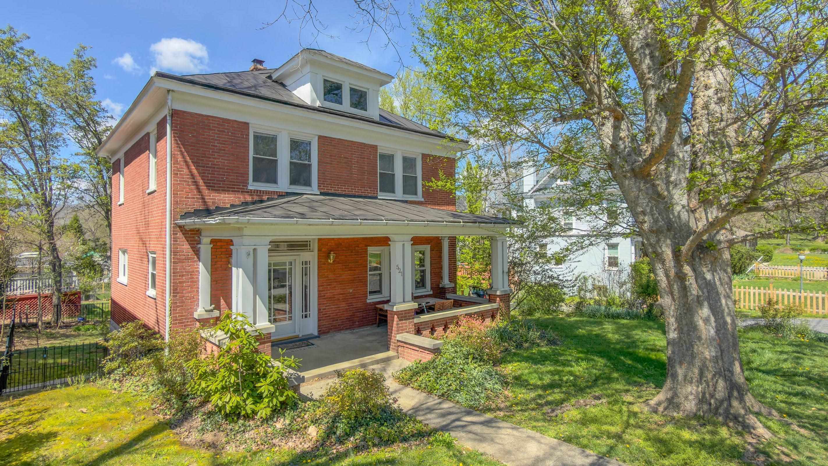 521 S MAIN ST