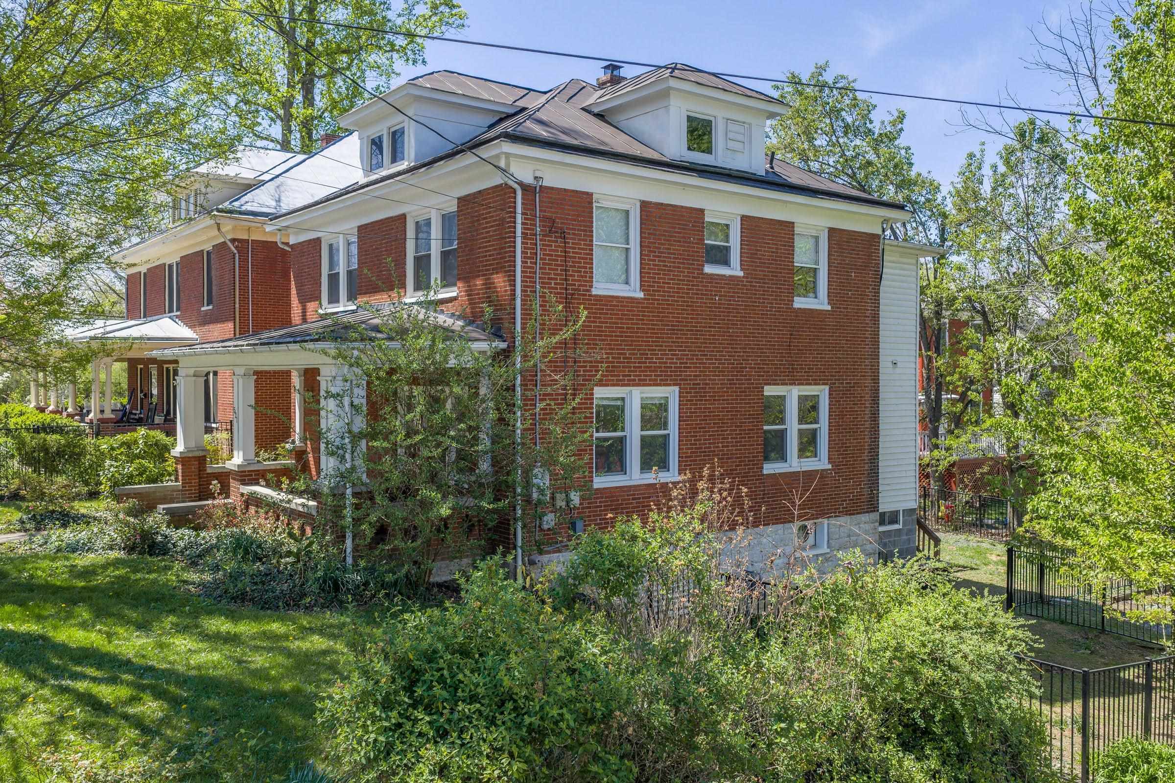521 S MAIN ST