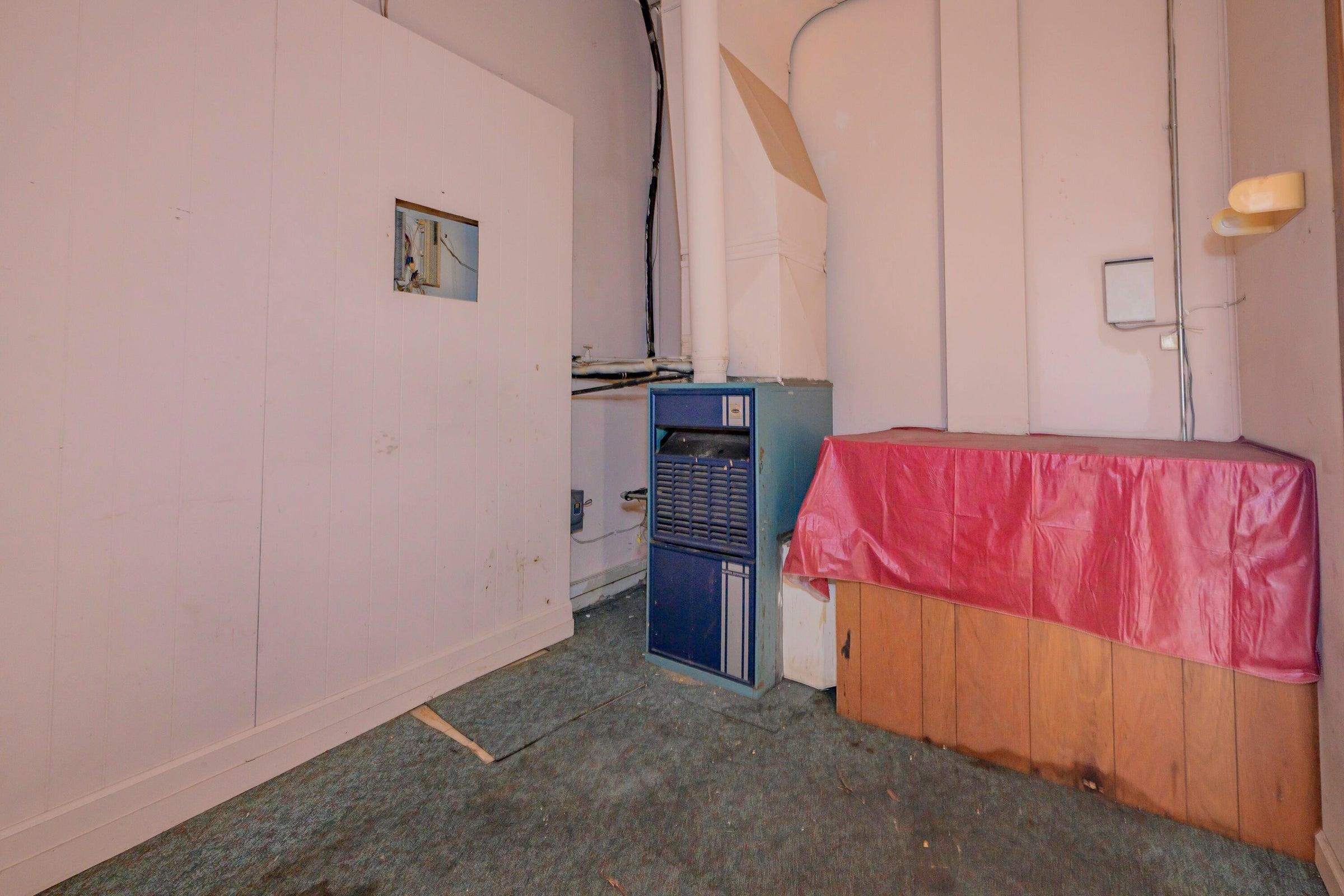 141 & 149 W 21ST ST