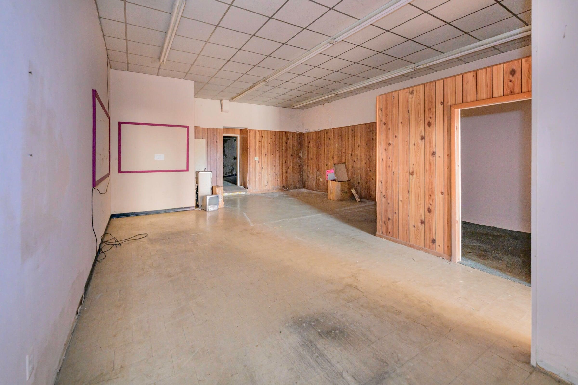 141 & 149 W 21ST ST