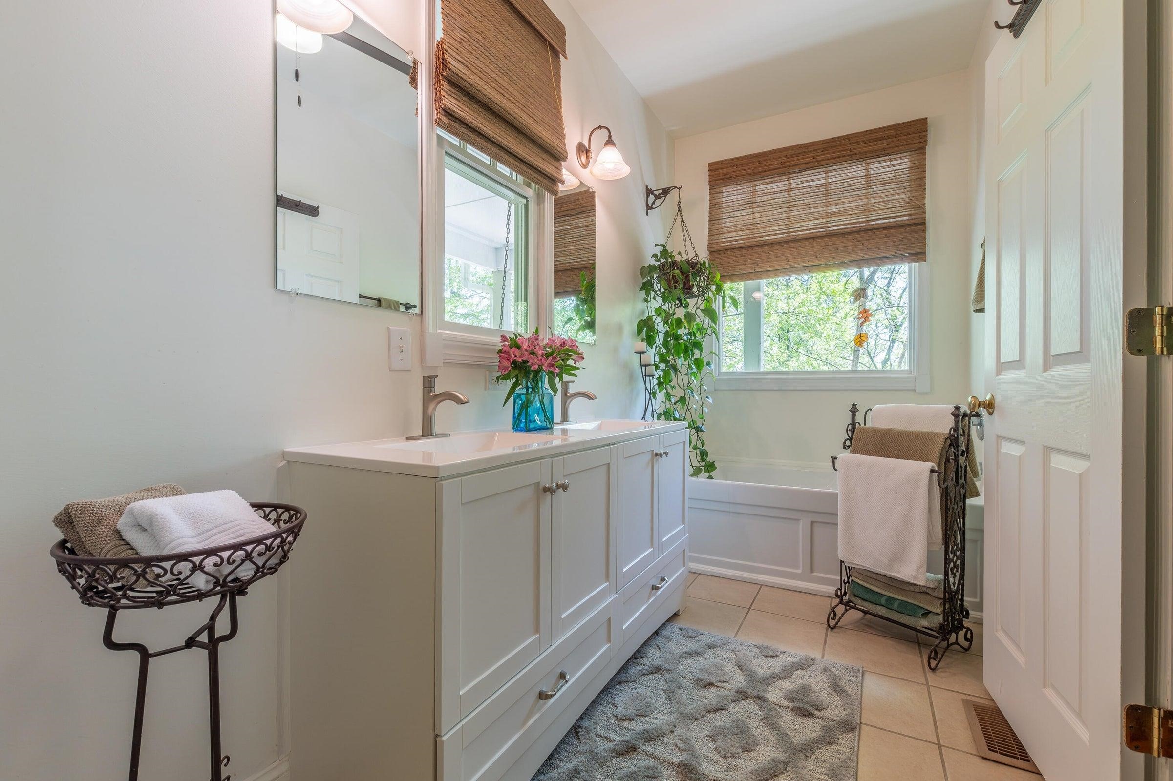 151 STONEYBROOK RD