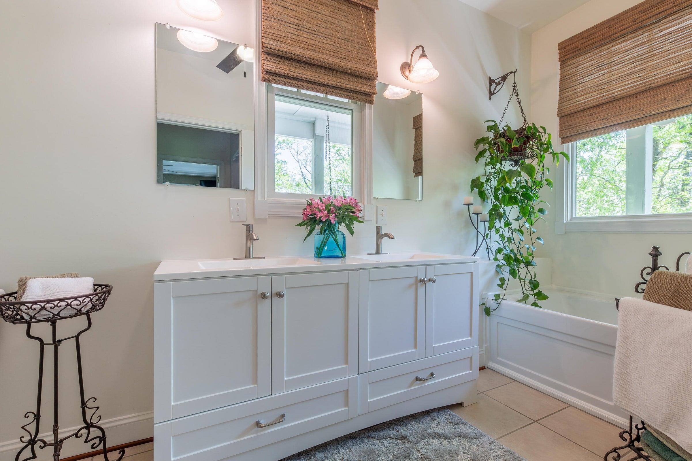 151 STONEYBROOK RD