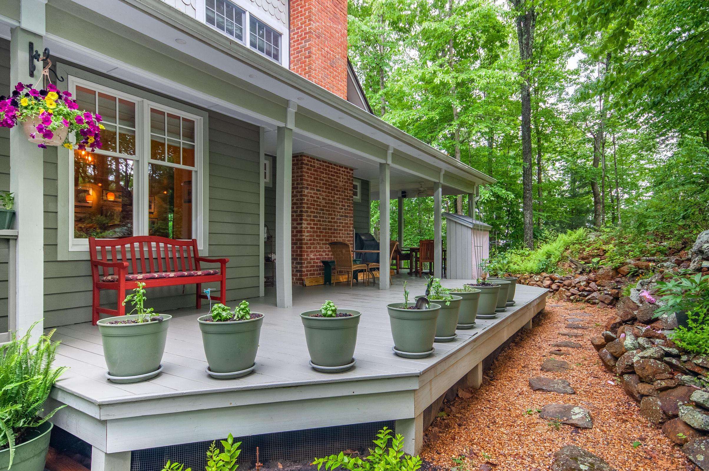 151 STONEYBROOK RD