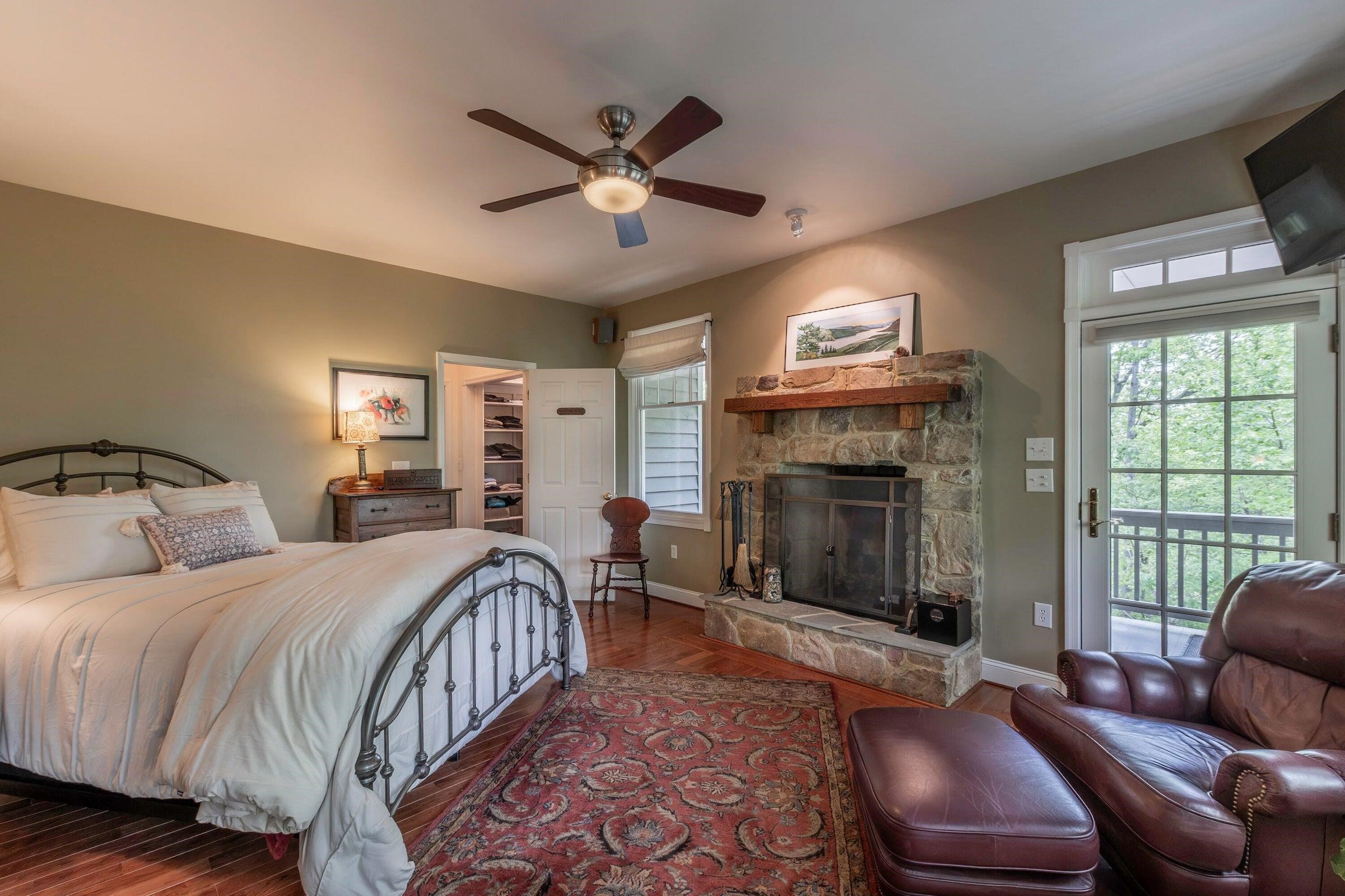 151 STONEYBROOK RD