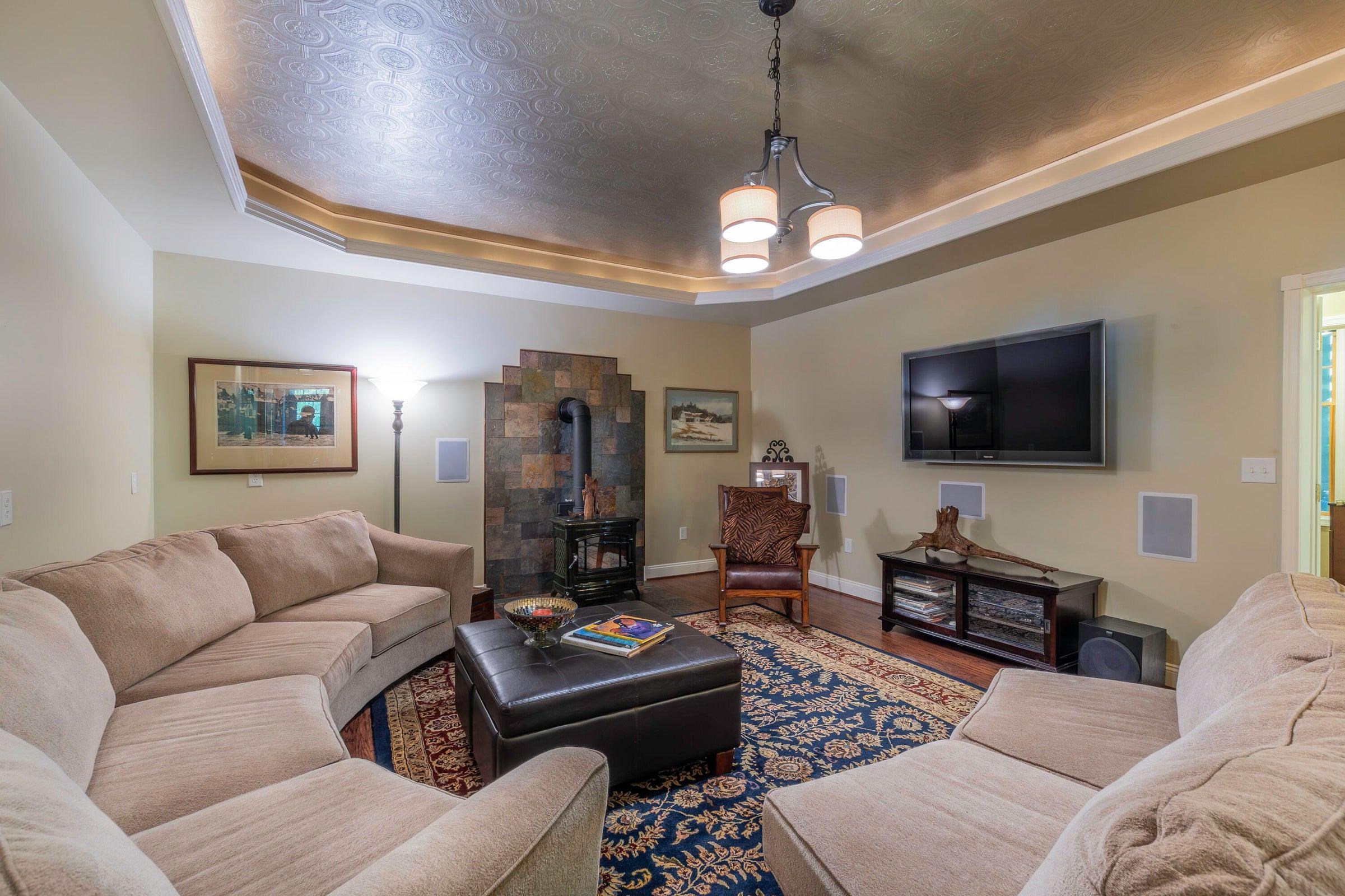 151 STONEYBROOK RD