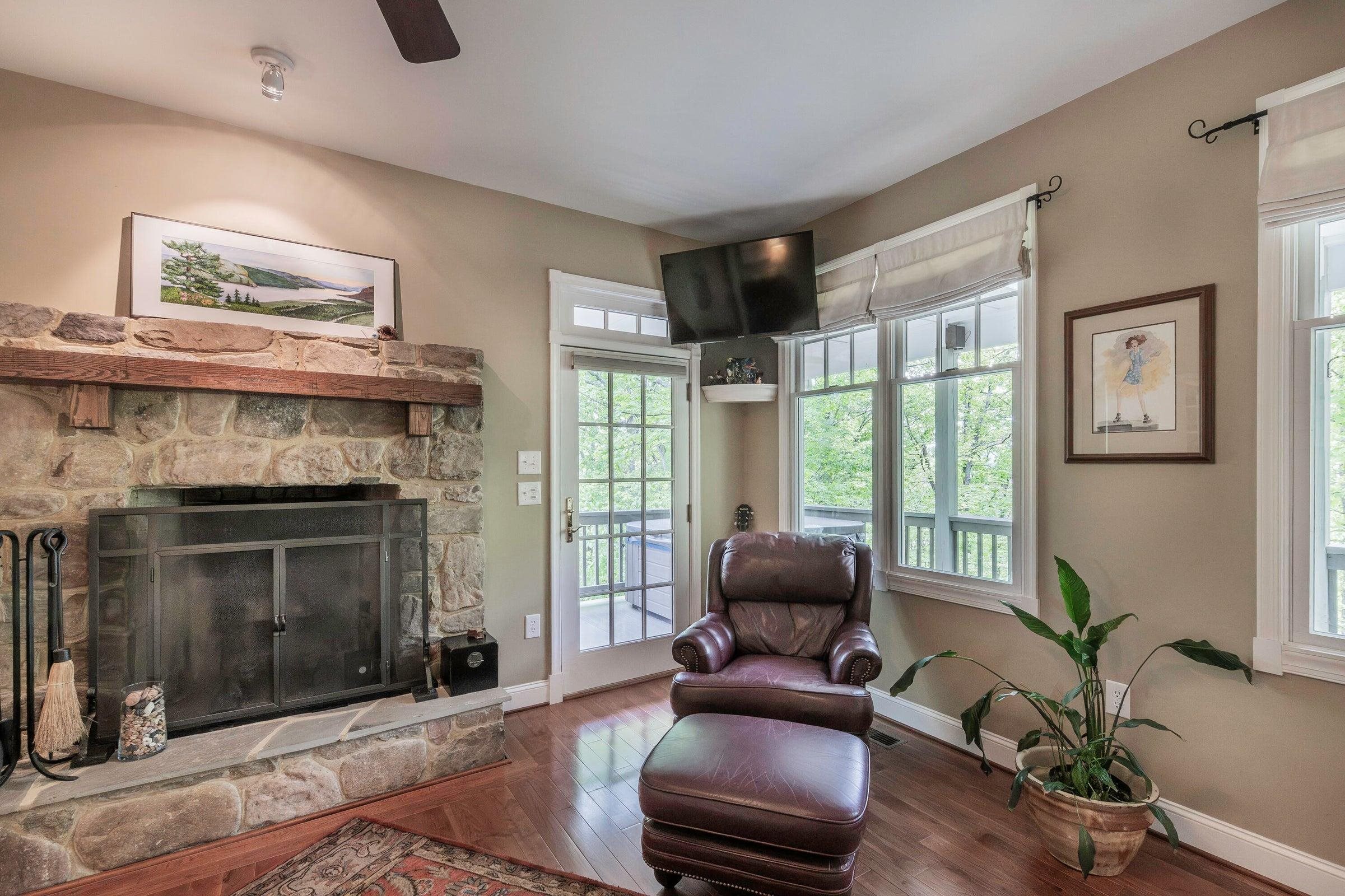 151 STONEYBROOK RD