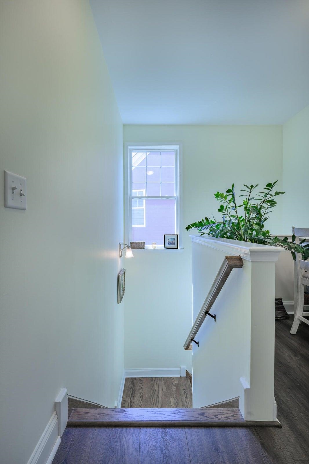 43 CHAMBERLAIN LOOP