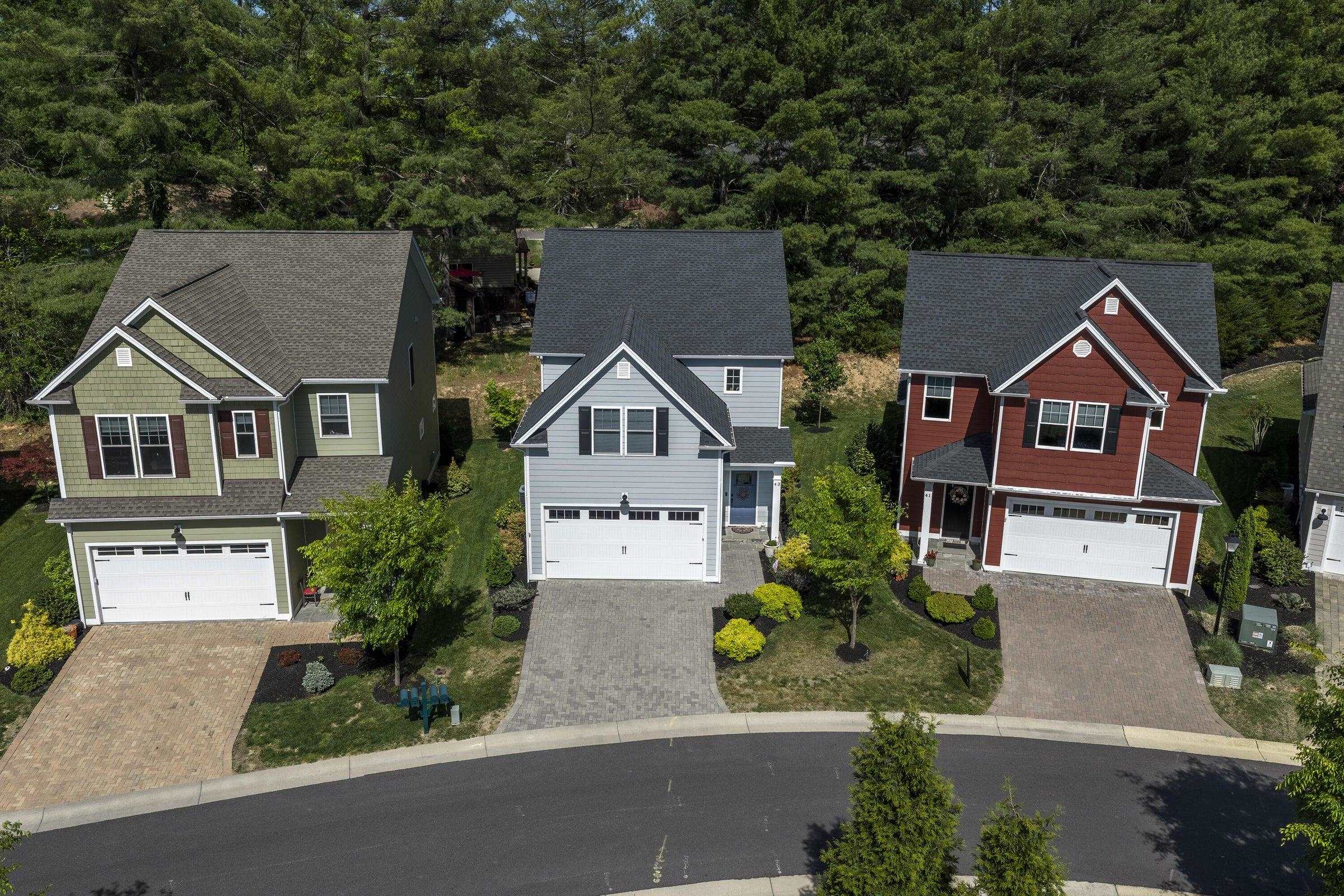 43 CHAMBERLAIN LOOP