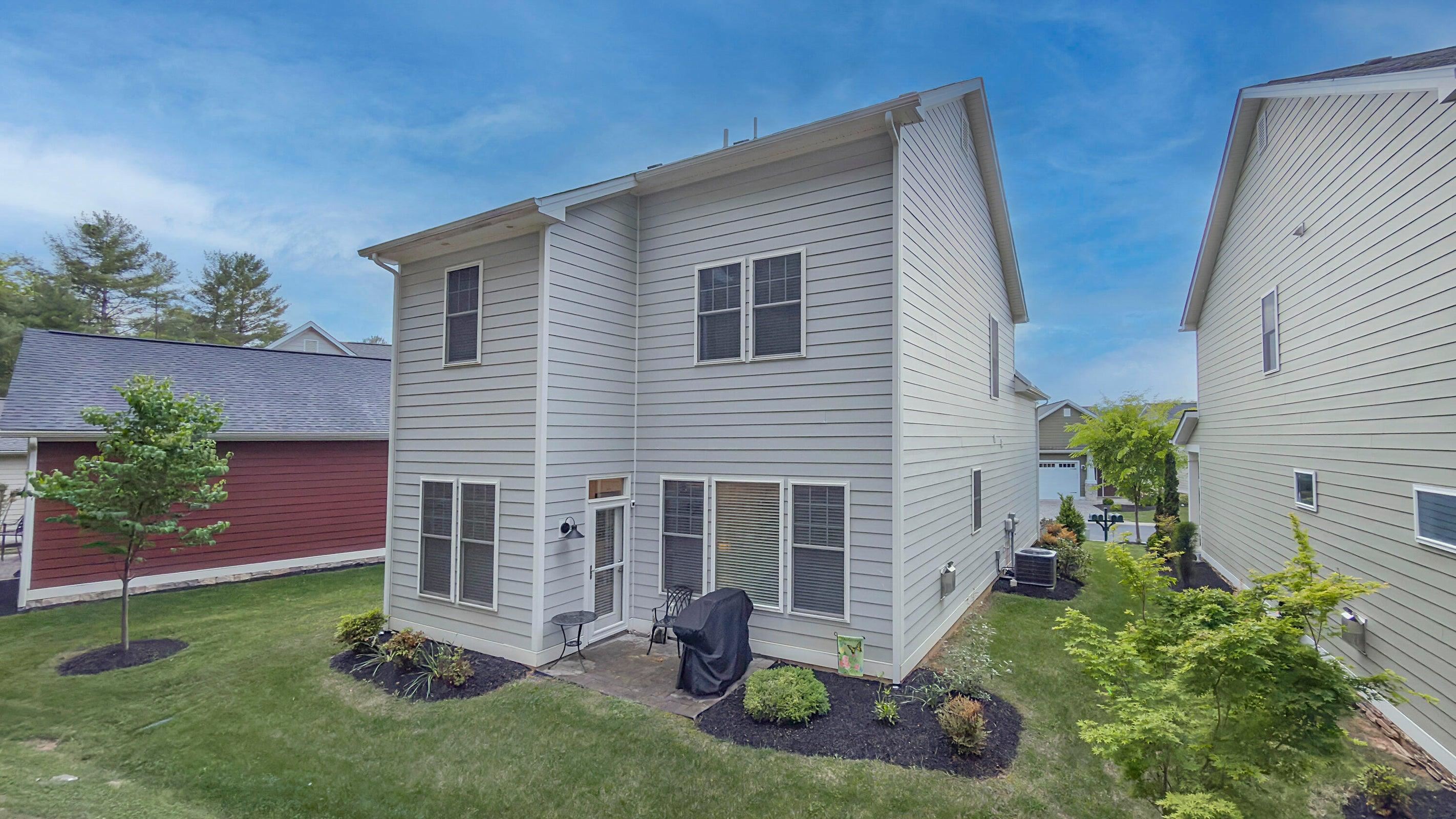 43 CHAMBERLAIN LOOP