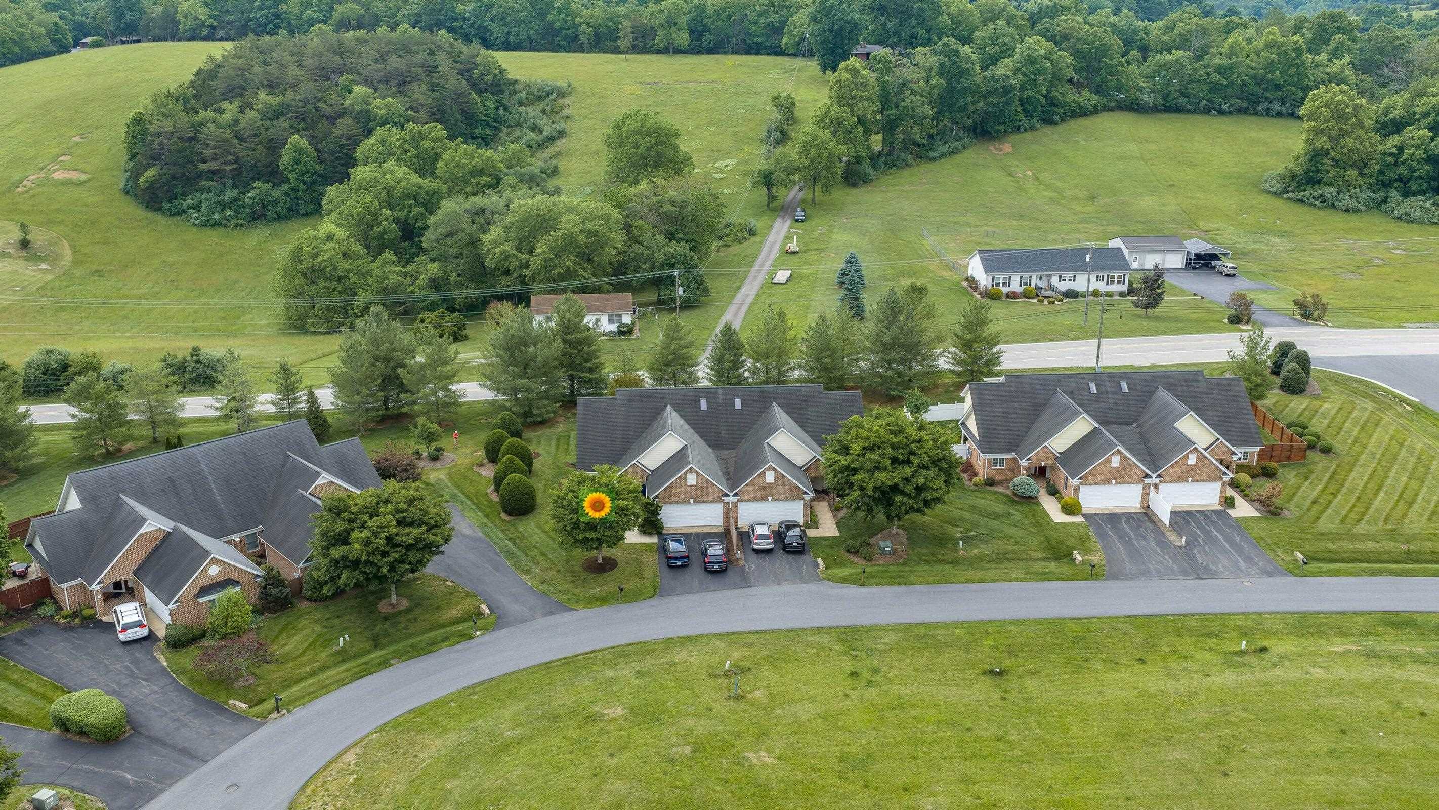 22 HAVEN OAK CT