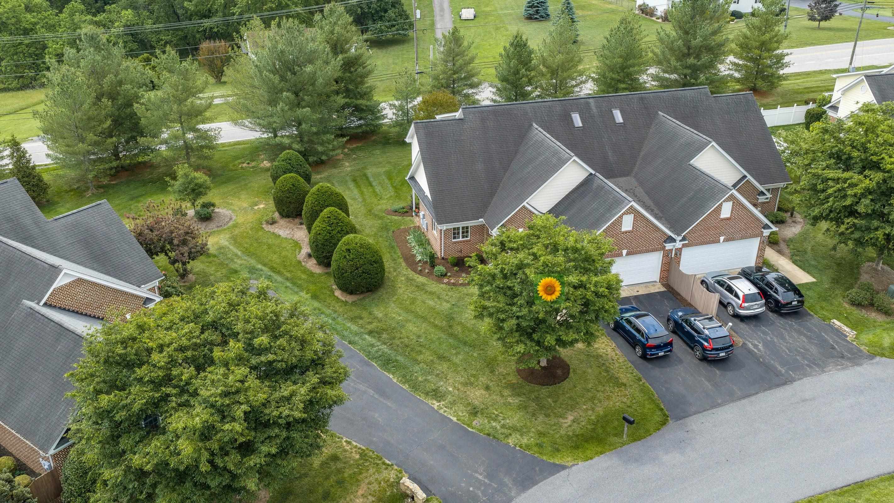 22 HAVEN OAK CT