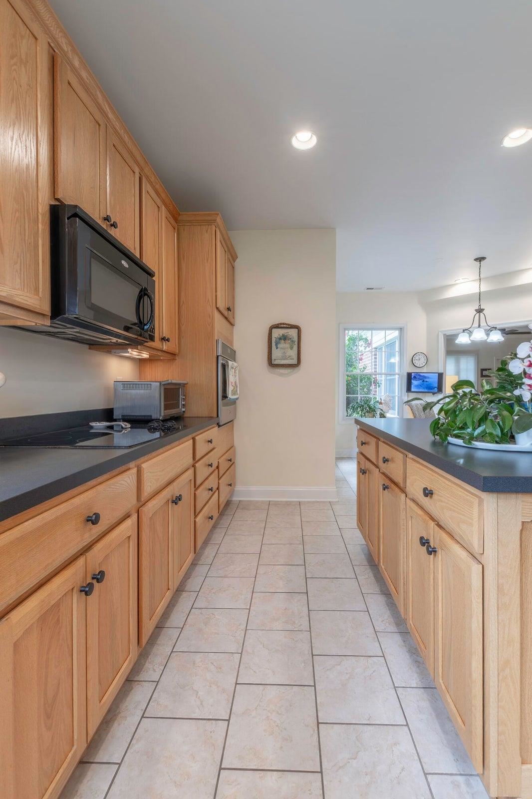 22 HAVEN OAK CT