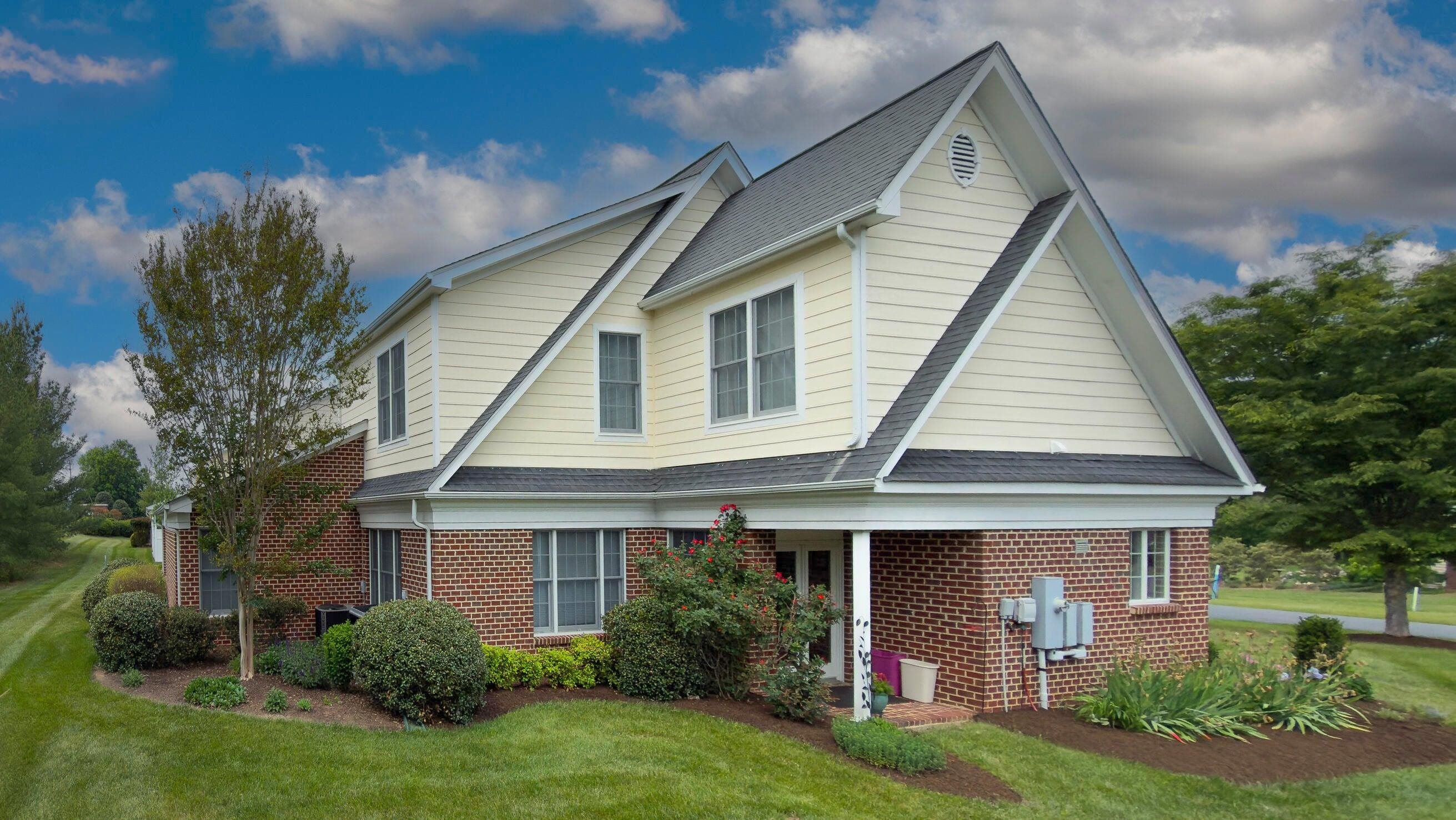 22 HAVEN OAK CT