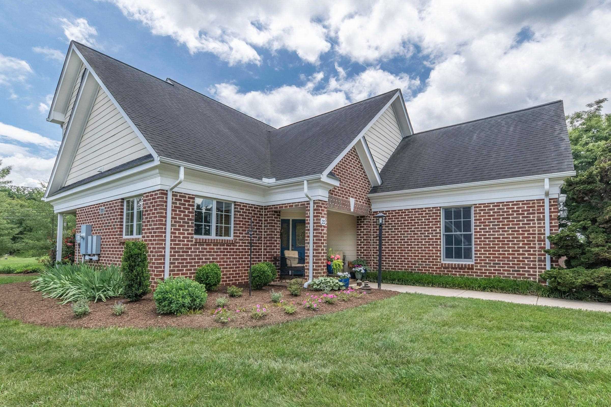 22 HAVEN OAK CT