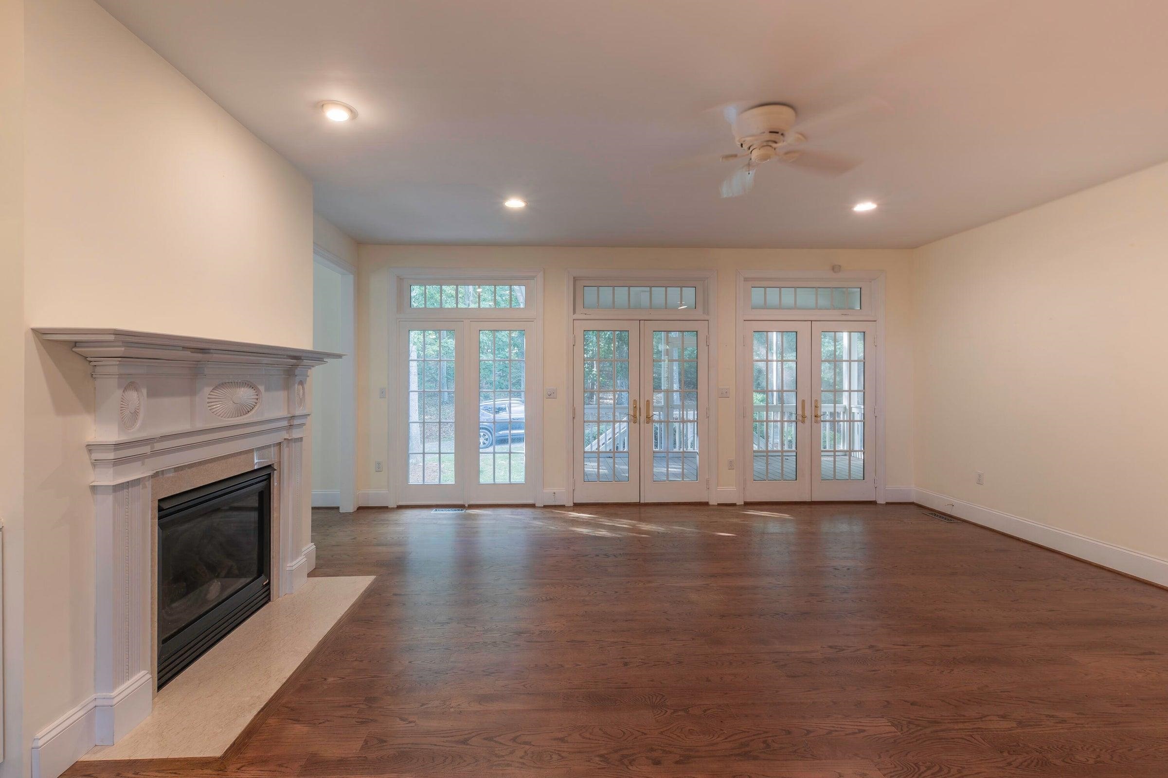 190 HENRY HILL DR