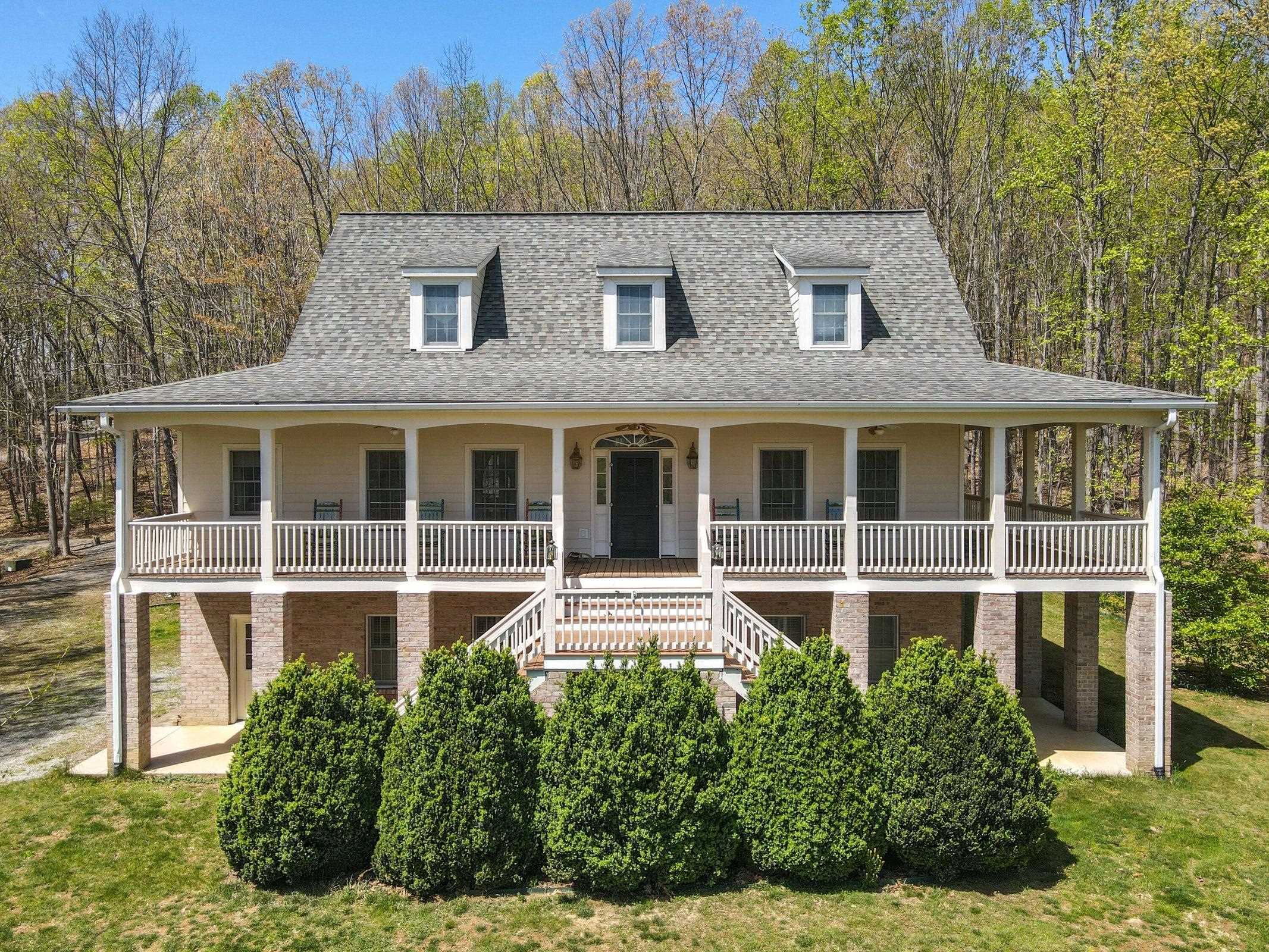 190 HENRY HILL DR