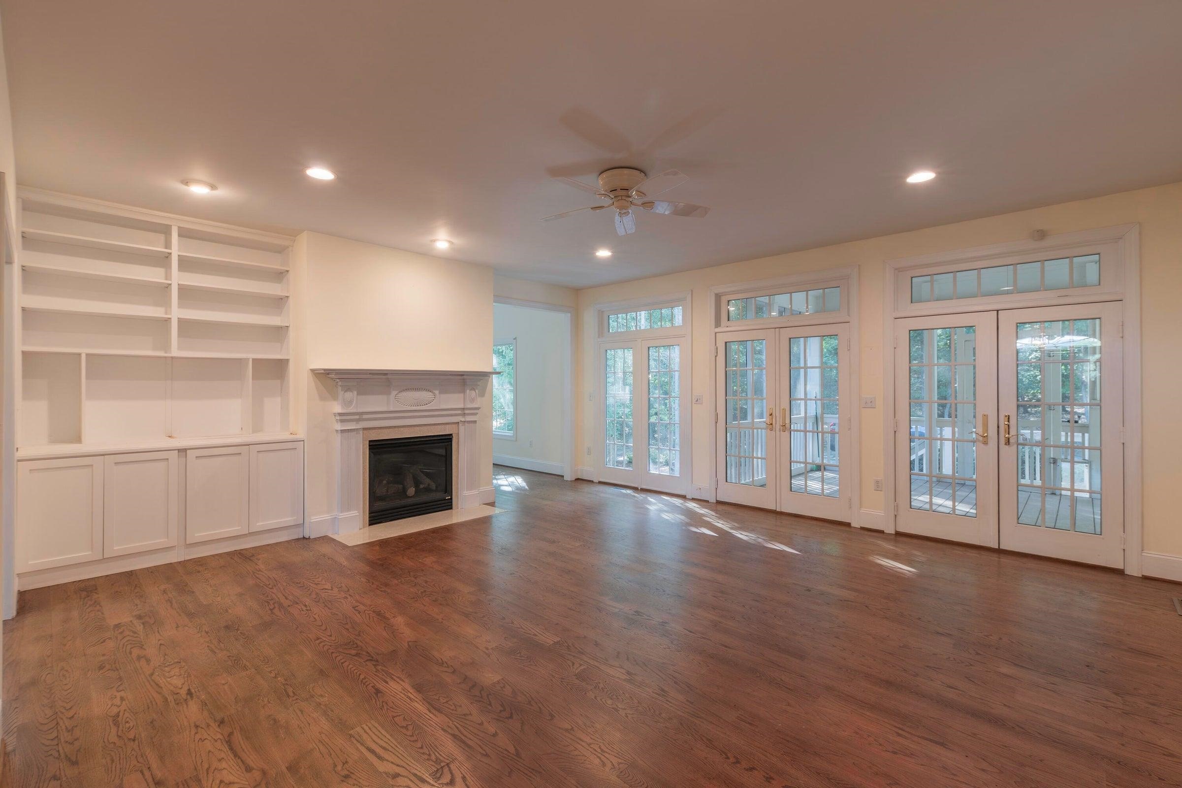 190 HENRY HILL DR