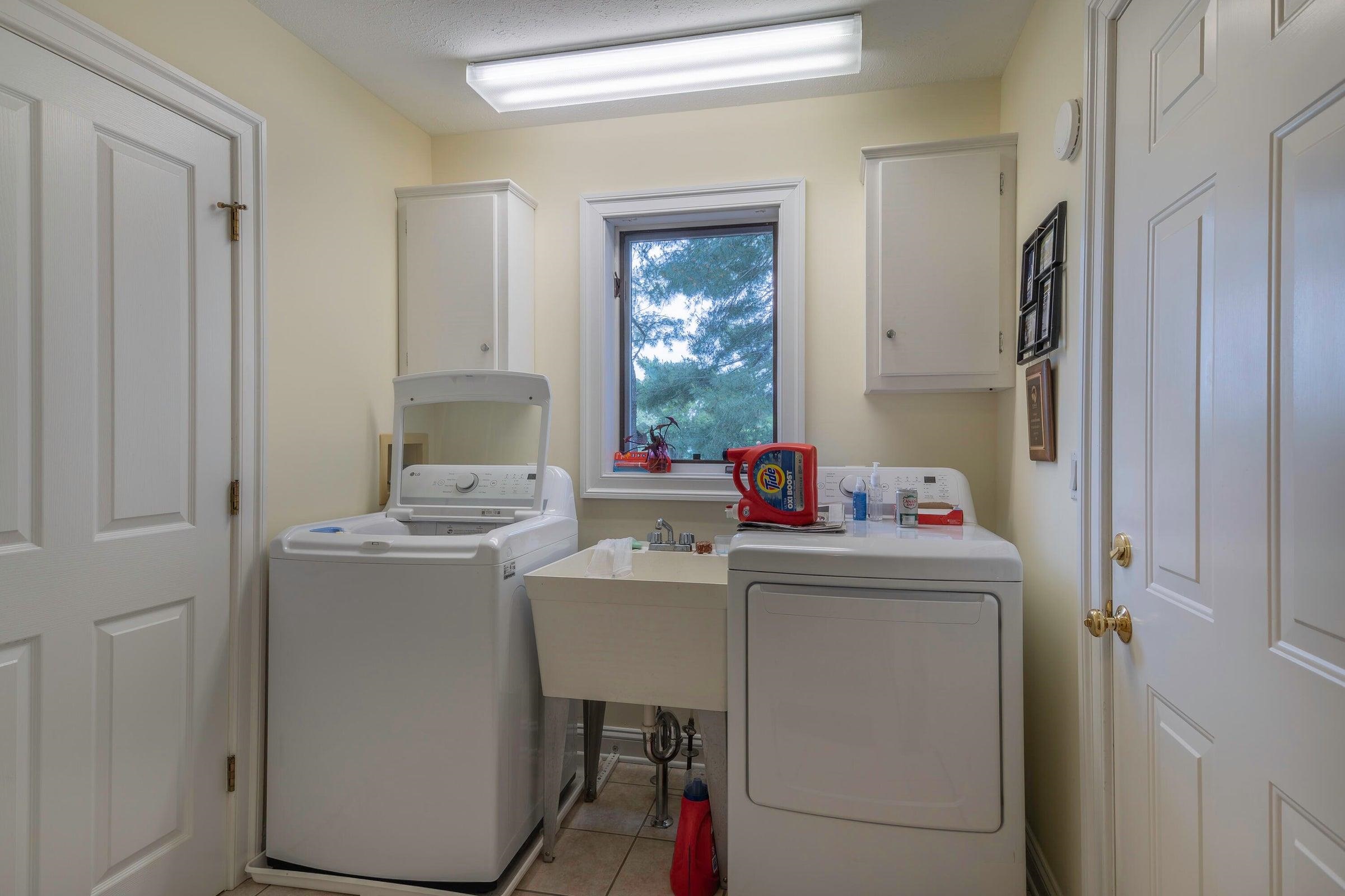 1274 MAURY RIVER RD
