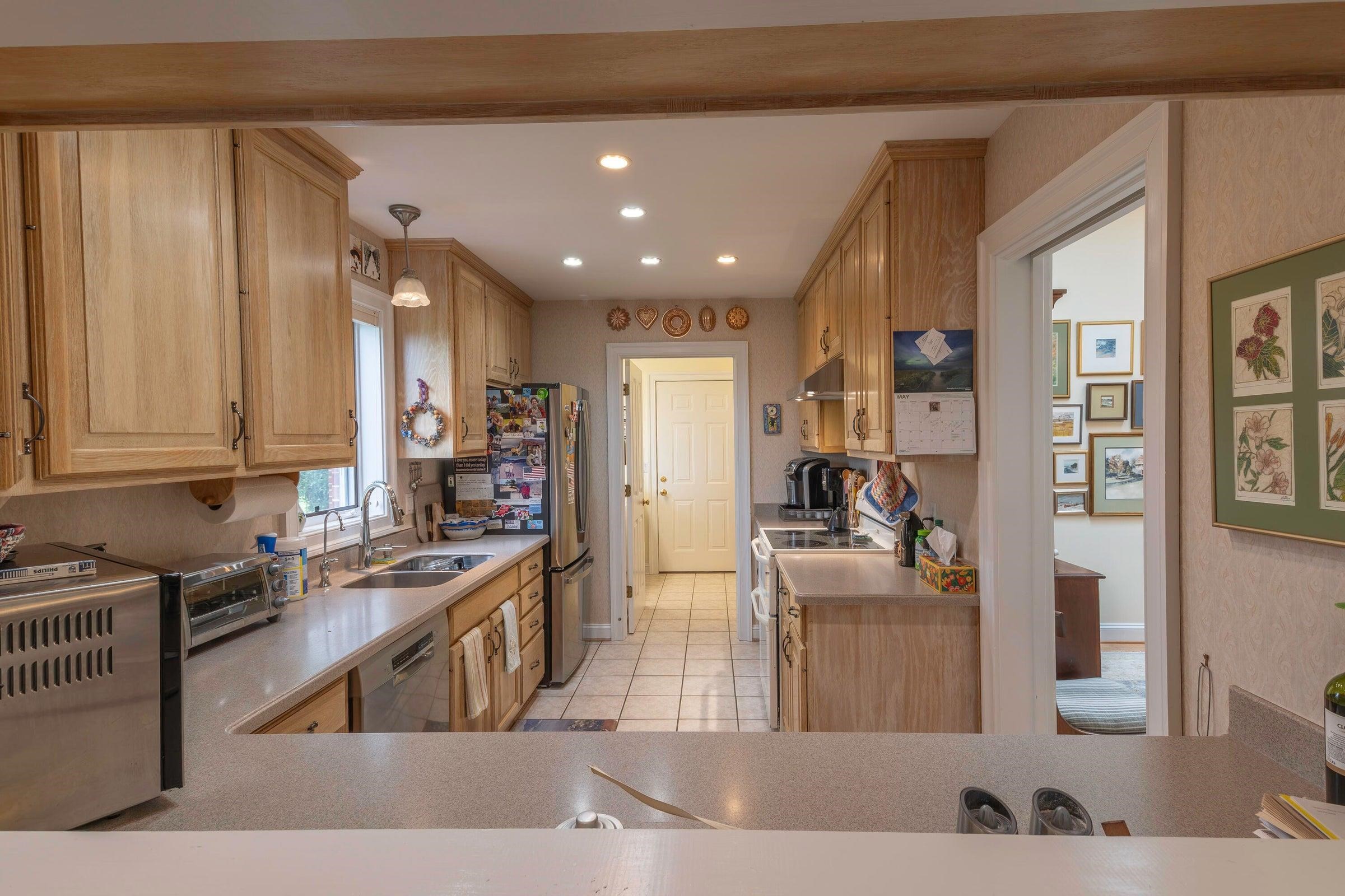 1274 MAURY RIVER RD