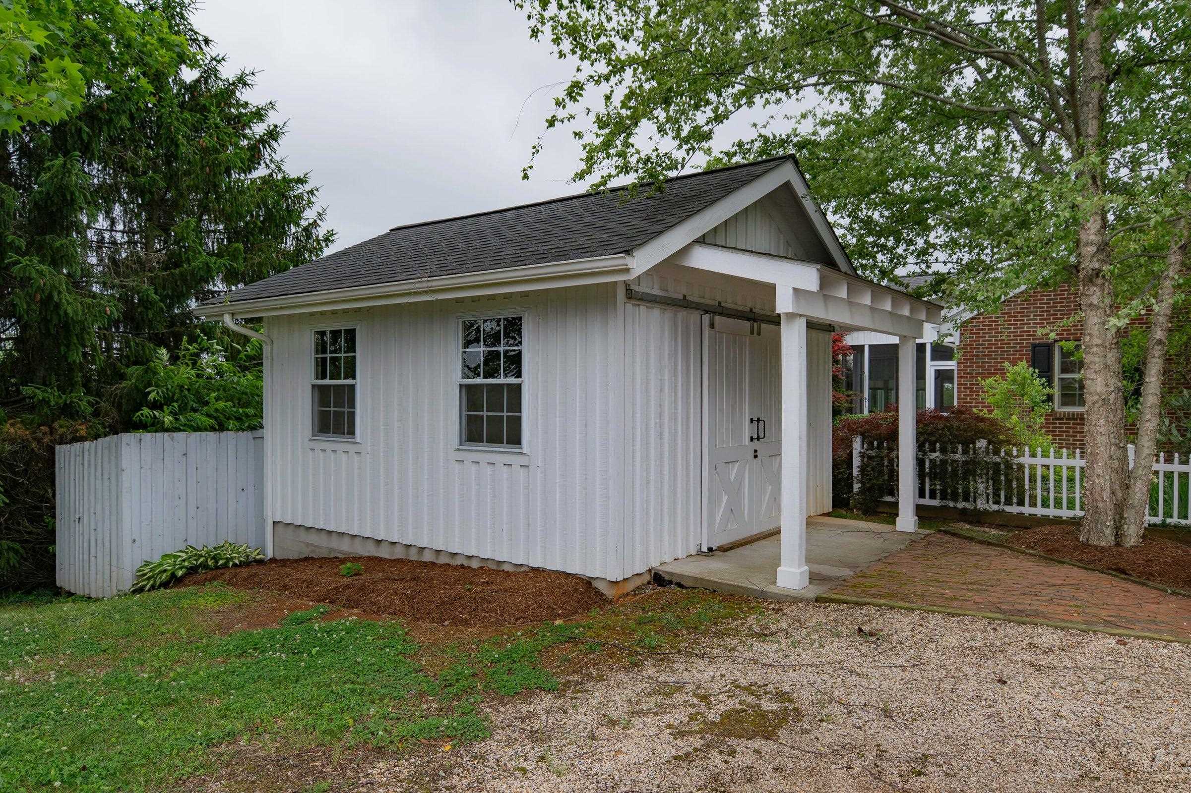 1274 MAURY RIVER RD
