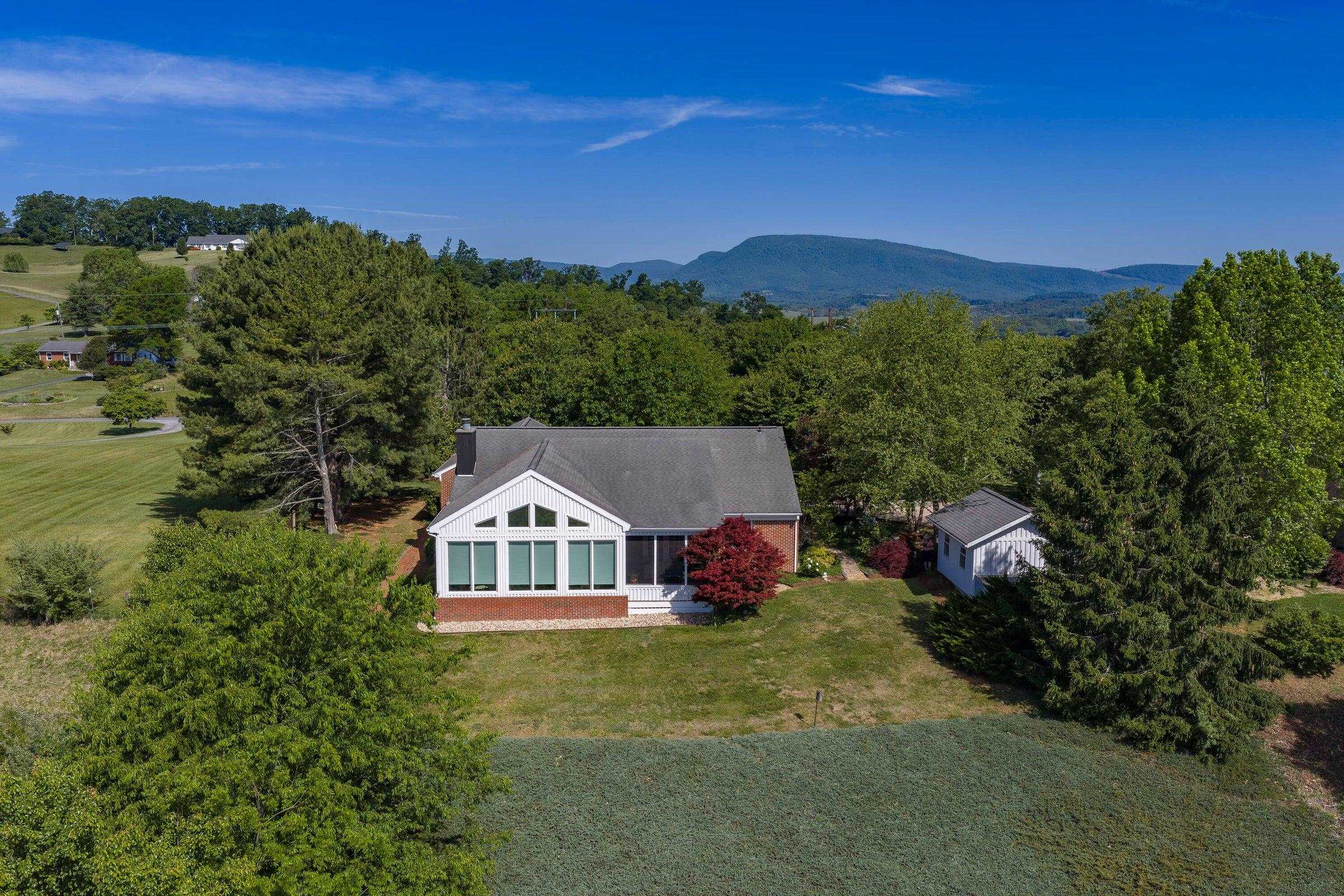 1274 MAURY RIVER RD
