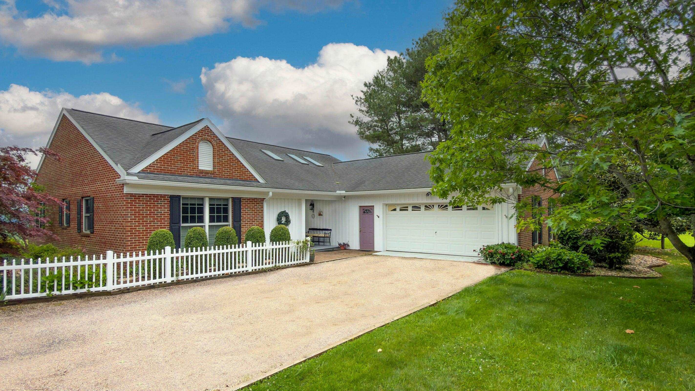1274 MAURY RIVER RD