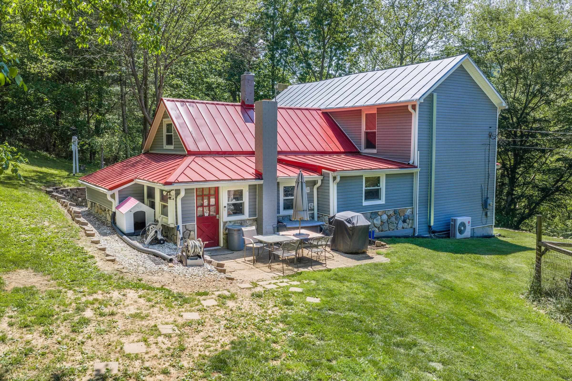53 & 13 SIDING LN