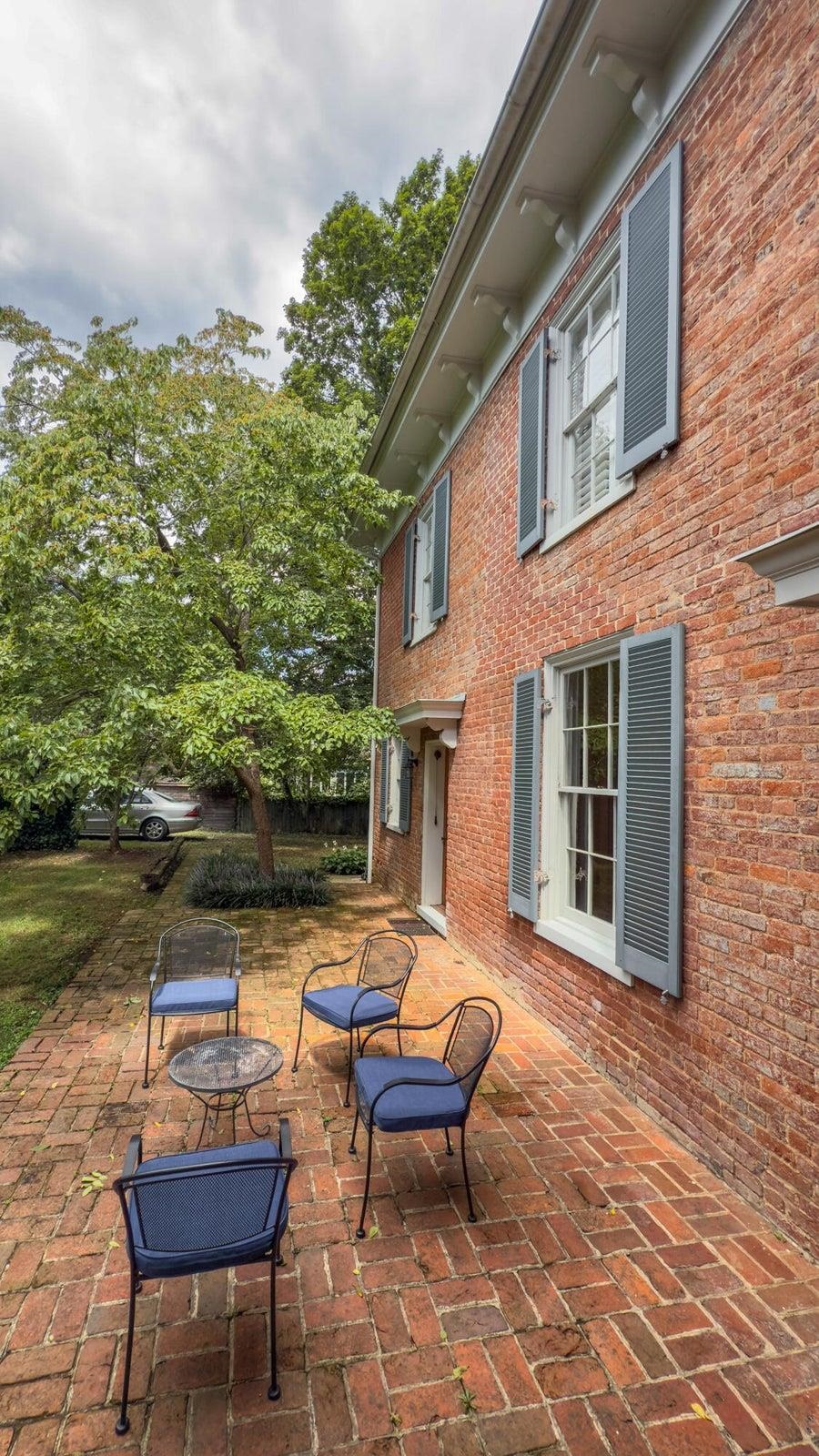 321 S MAIN ST