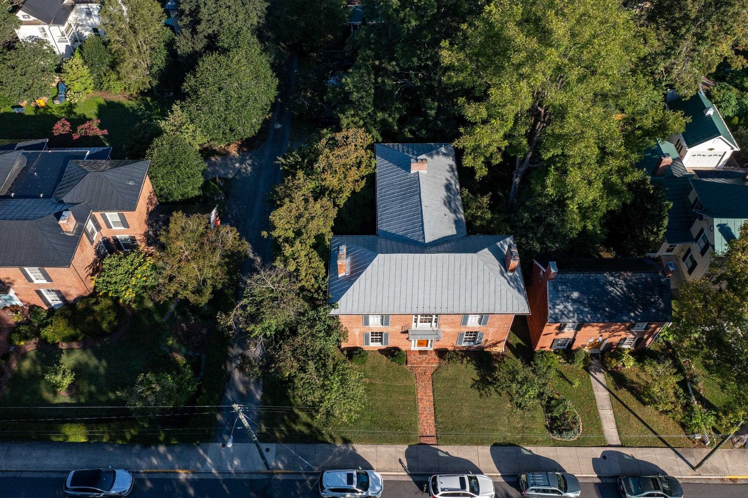 321 S MAIN ST