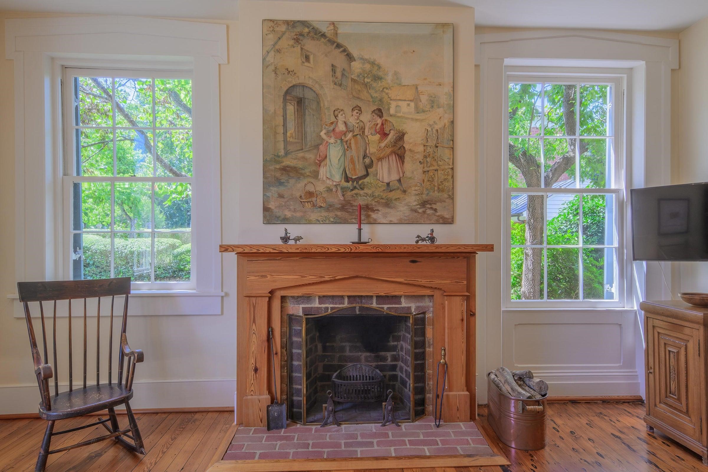 321 S MAIN ST