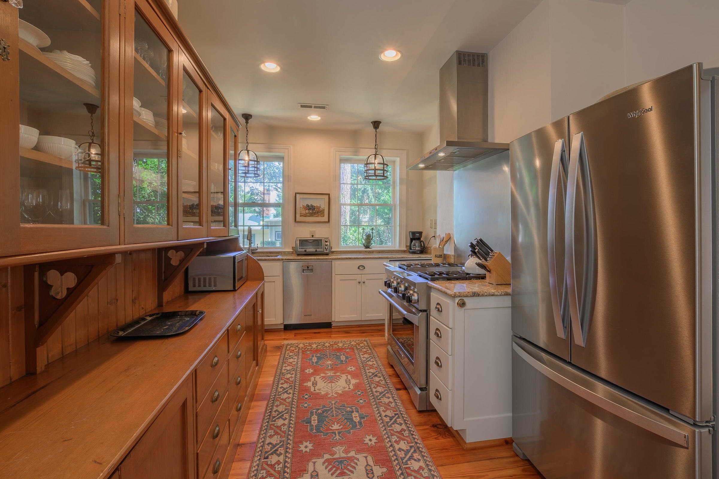 321 S MAIN ST