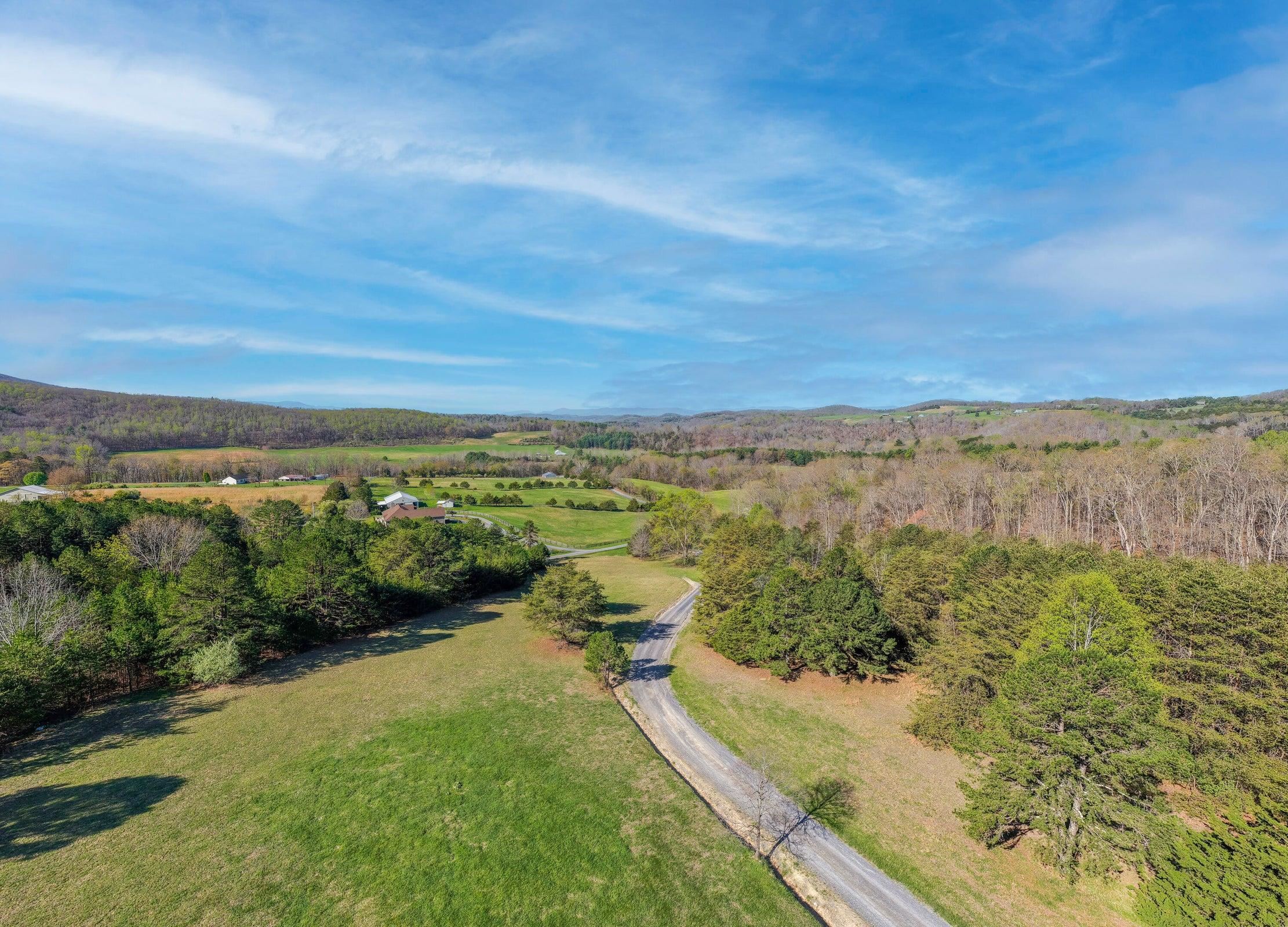 377 RATTLER RD