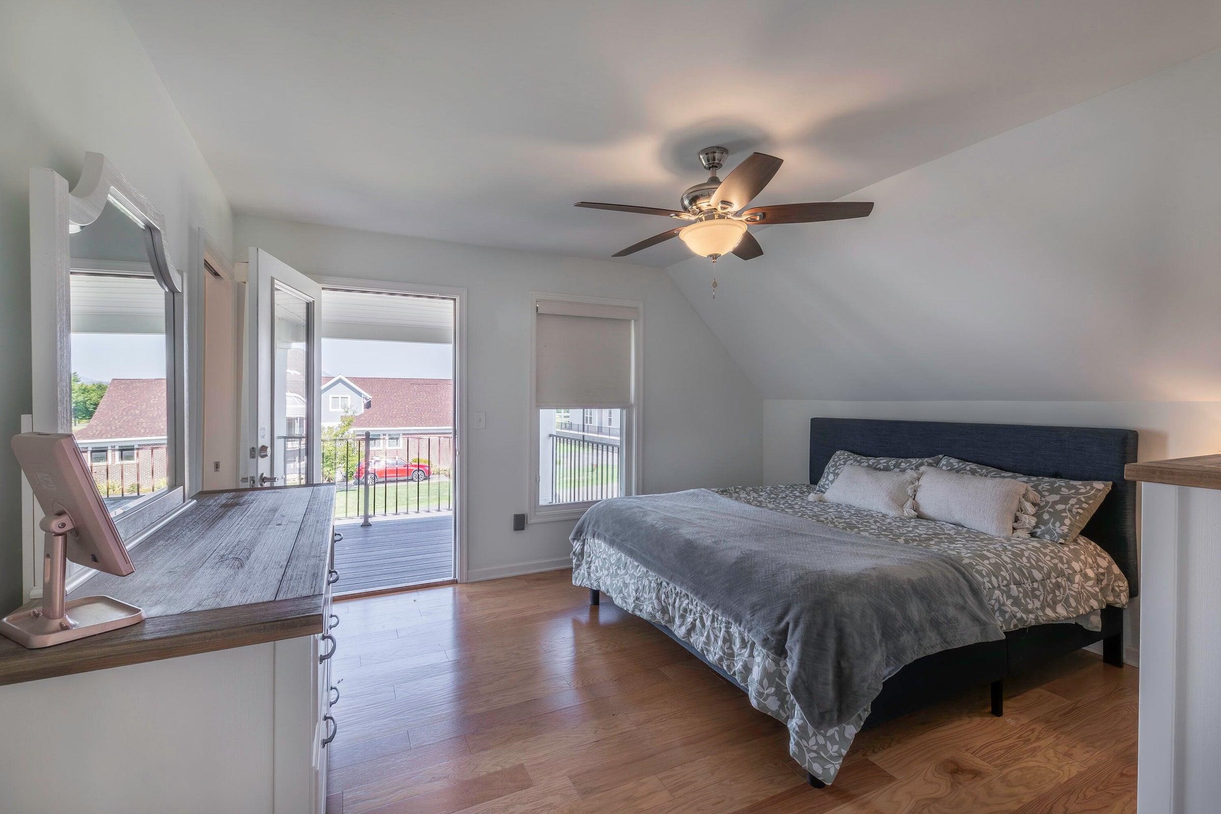 34 FLORENCE SARAH LN