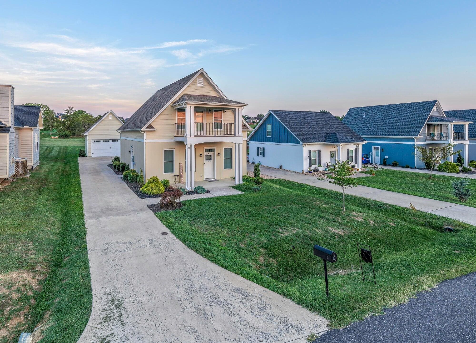 34 FLORENCE SARAH LN