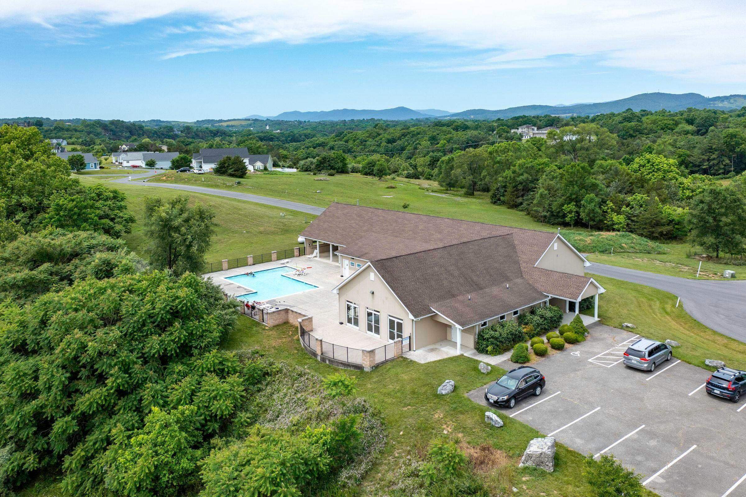 34 FLORENCE SARAH LN