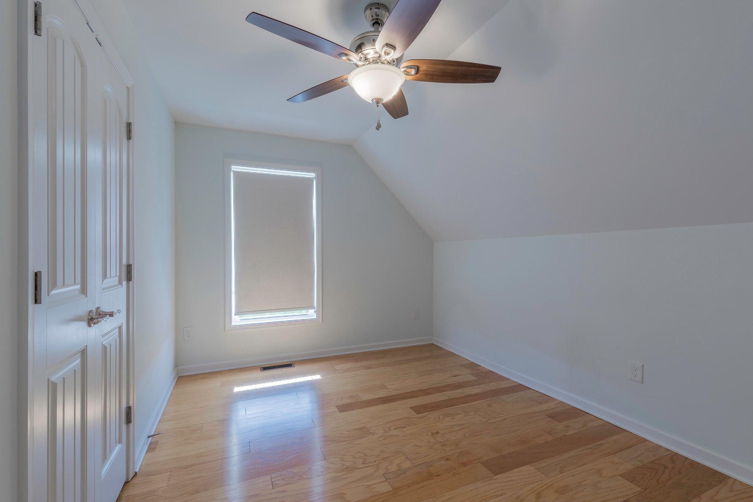 34 FLORENCE SARAH LN