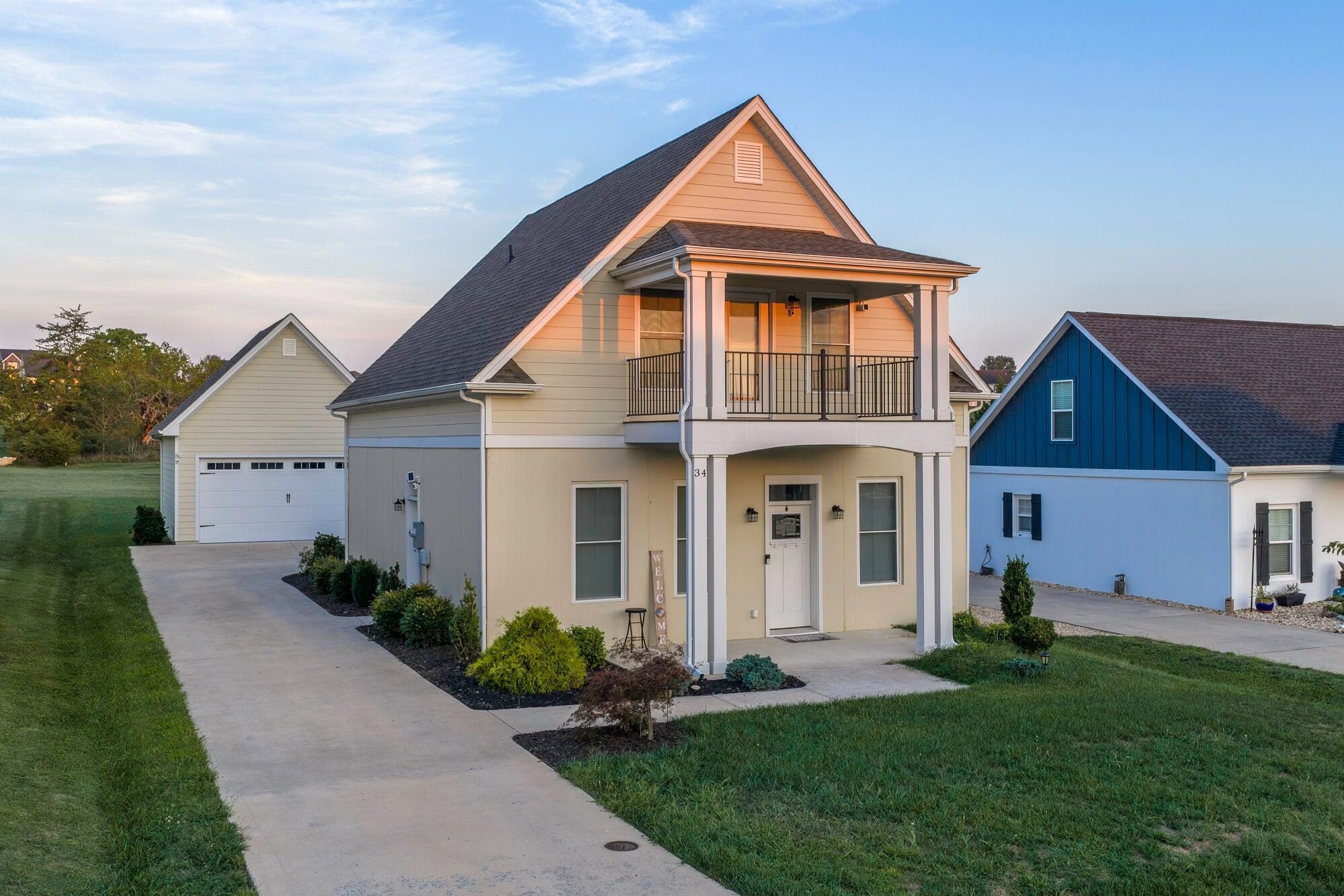 34 FLORENCE SARAH LN