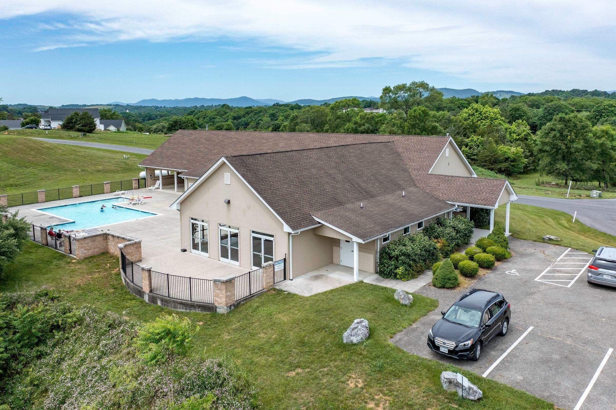 34 FLORENCE SARAH LN