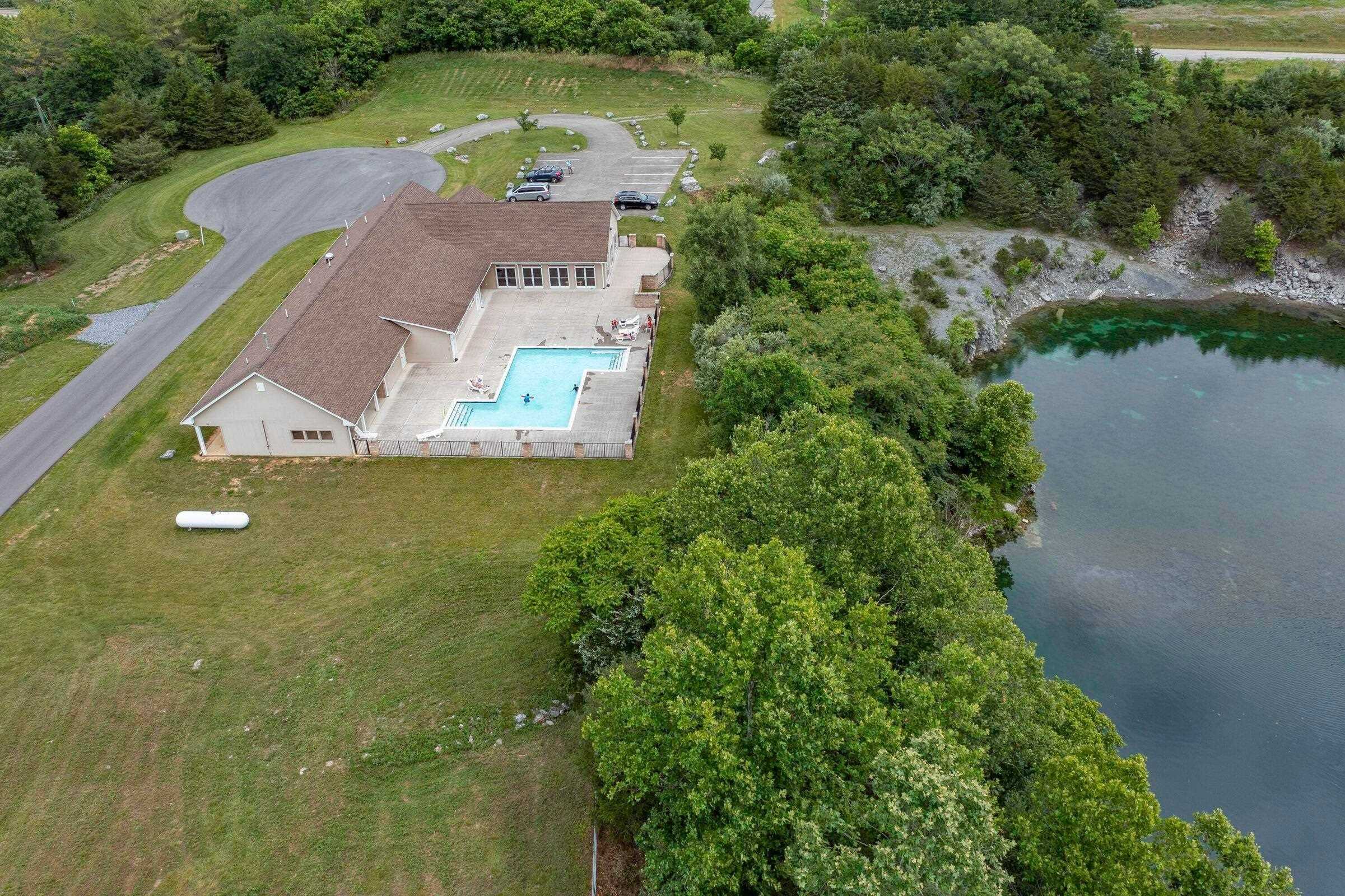 34 FLORENCE SARAH LN