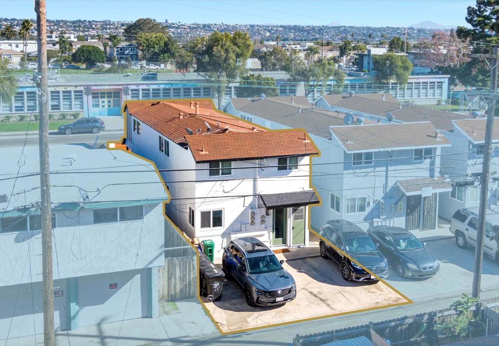 4034 36 Ingraham Street