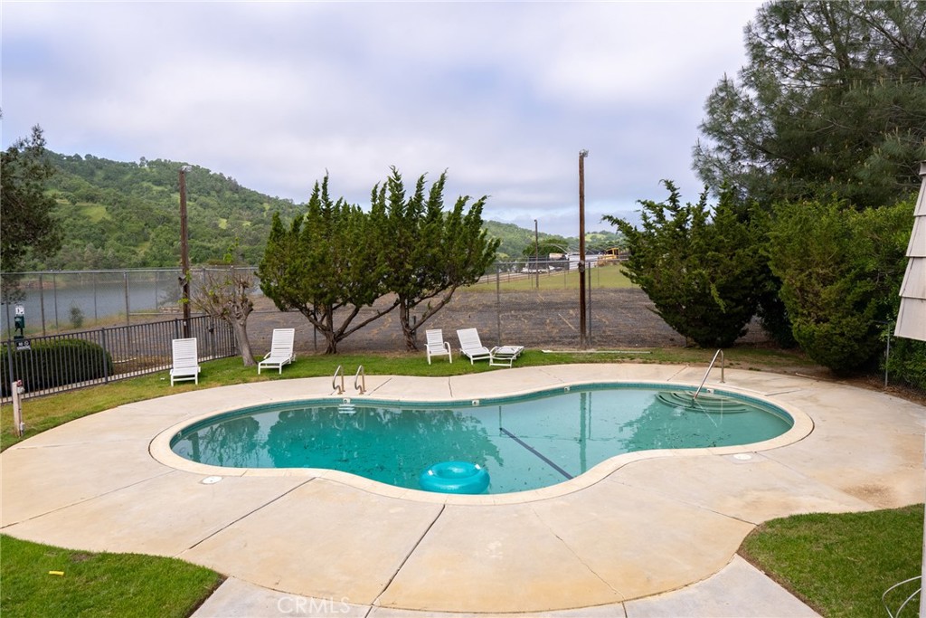 3332 Harbor Circle E