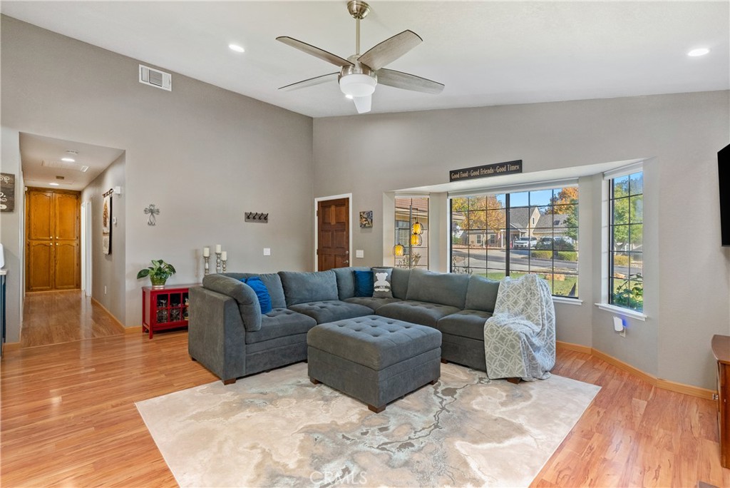 4739 Meadow Lark Lane