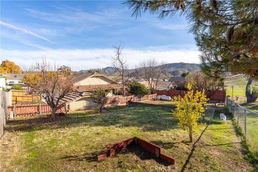 4739 Meadow Lark Lane