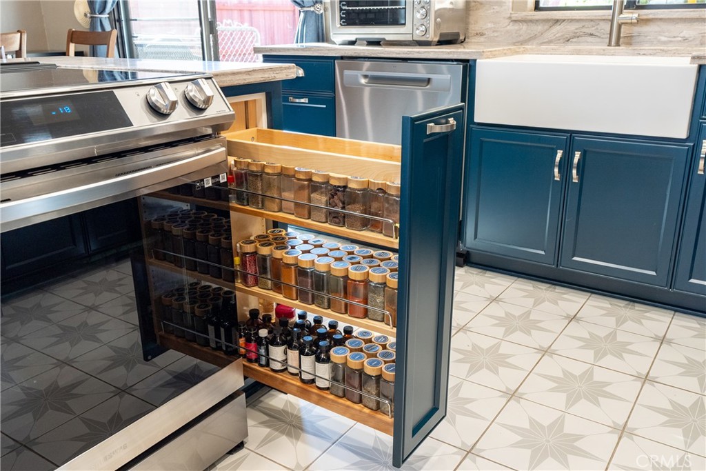 4739 Meadow Lark Lane