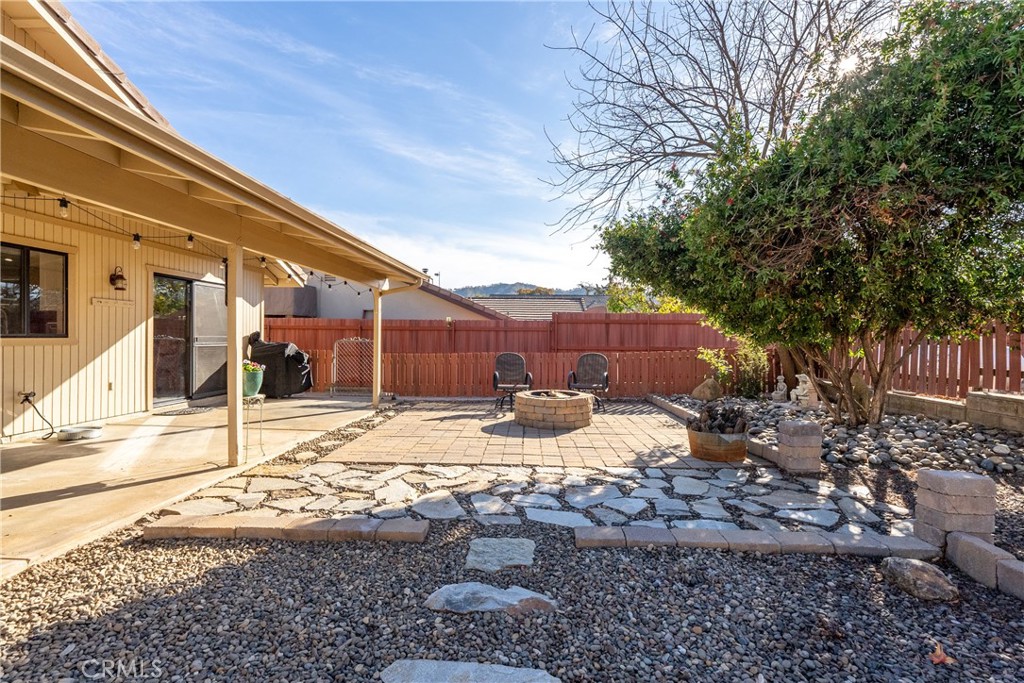 4739 Meadow Lark Lane