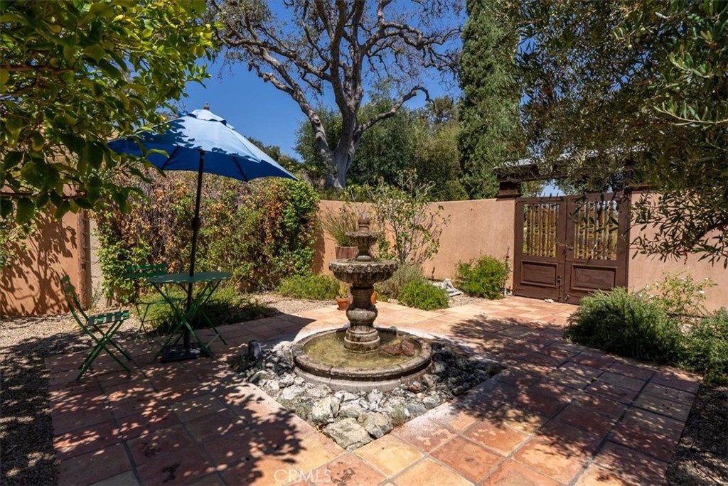 1981 Barley Grain Road