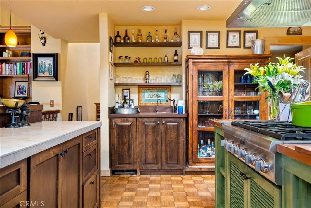 1981 Barley Grain Road