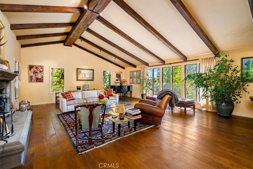 1981 Barley Grain Road