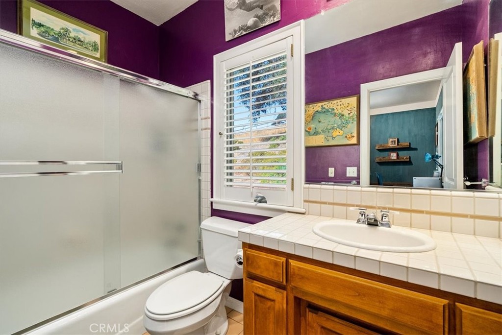 1981 Barley Grain Road